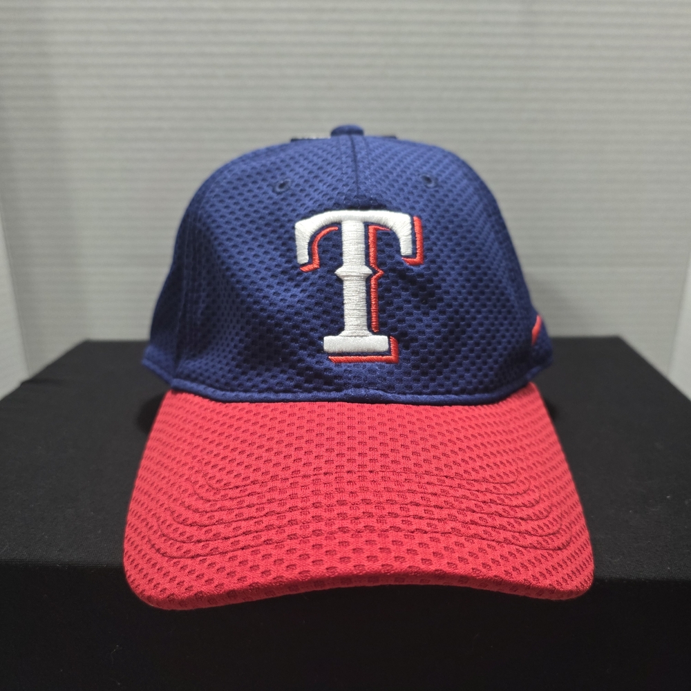Texas Rangers Nike Heritage86 Dri-FIT Adjustable Golf Cap Royal Blue Red NWT
